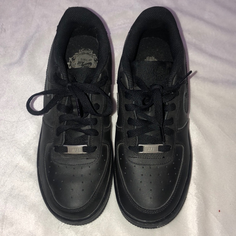 Air forces black